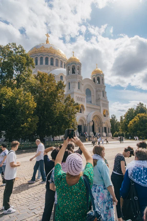 Санкт-Петербург: Кронштадт, Петергоф